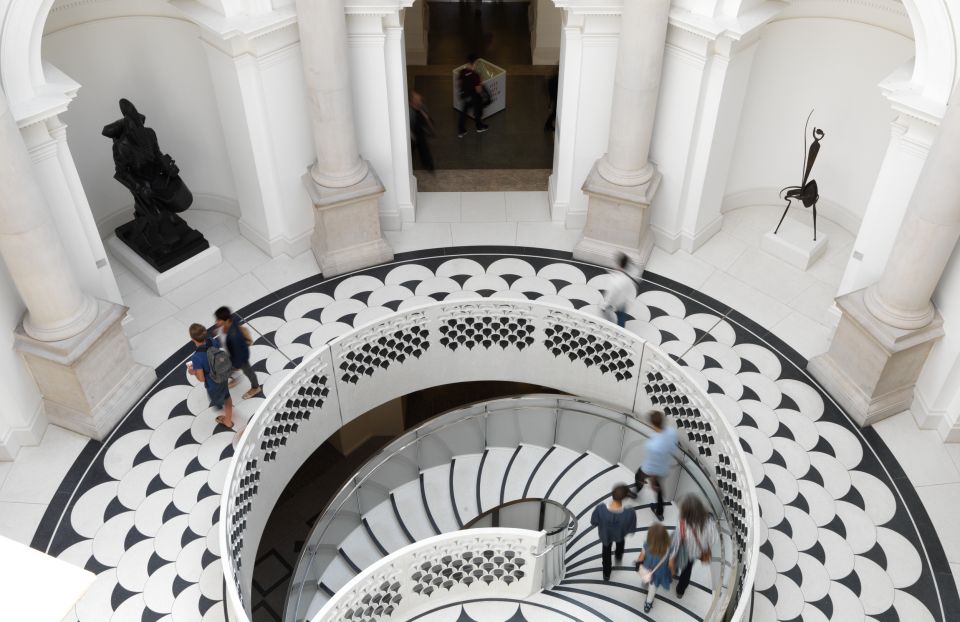 London: Tate Britain Official Discovery Tour - Bag Search at Entrance