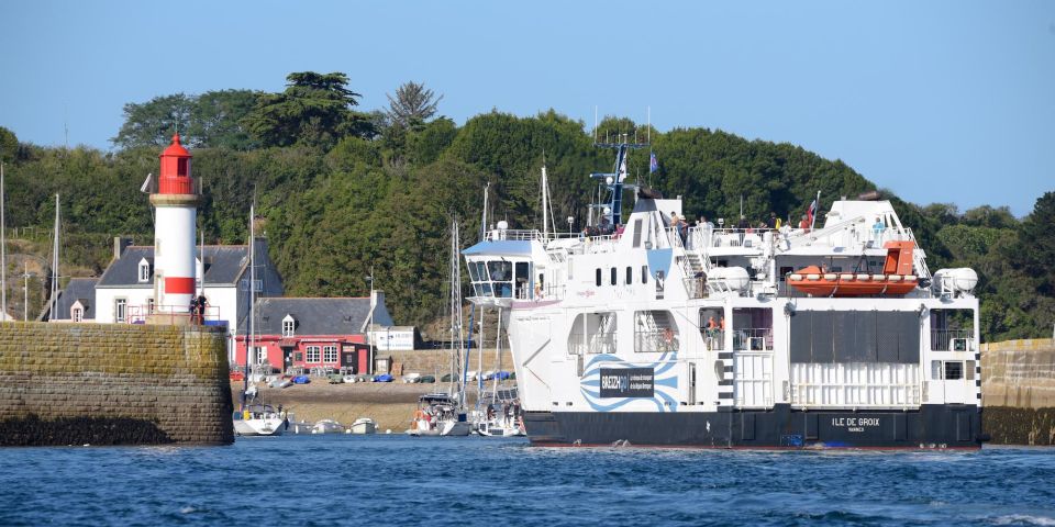 Lorient: Ferry Ticket From/To Ile De Groix - Exploring the Charming Port