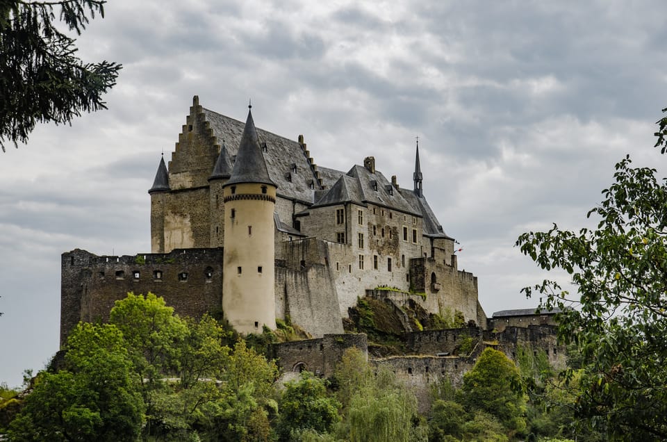 Luxembourg: Capture the Most Photogenic Spots With a Local - Personalized Tour Experience