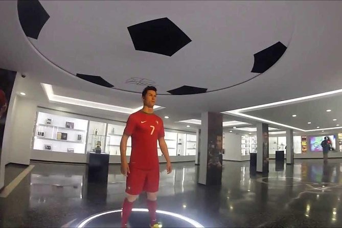 Madeira: Private Cristiano Ronaldo Tour With CR7 Museum - Tour Duration and Accessibility