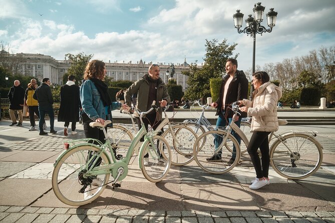 Madrid: Private Tour in Vintage Bike, City and Tapas Highlights - Discover Citys Architectural Gems