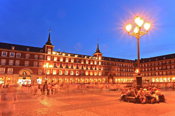 Madrid Sunset Walking Tour With Optional Flamenco Show and Dinner - Exploring the Royal Palace