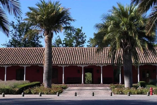Maipo Valley Experience - Iconic Wines and Food Pairings