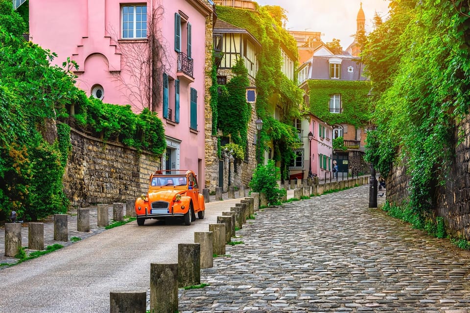 Montmartre Tour - Meeting Point and Restrictions