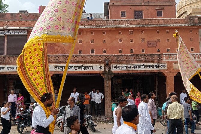 Morning E-Rickshaw Ride at Jaipur - Accessibility Features