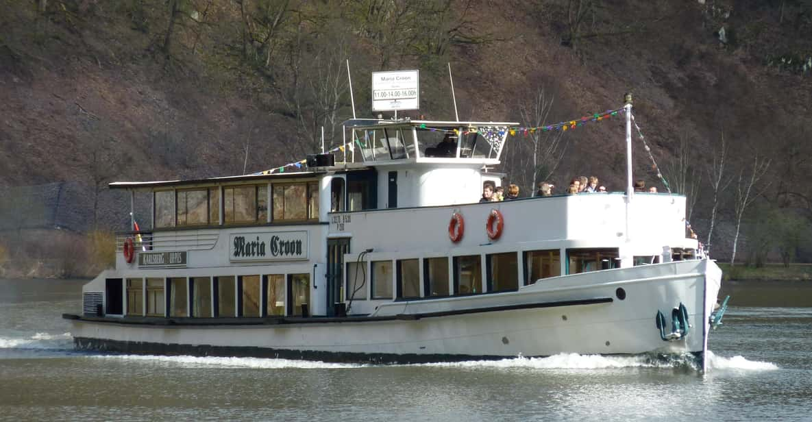 New Years: Eve Cruise Through Midnight - Meeting Point and Boarding