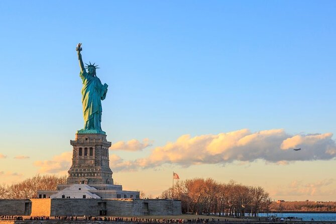New York City: Escorted Bus Tours From Toronto - Traveler Tips