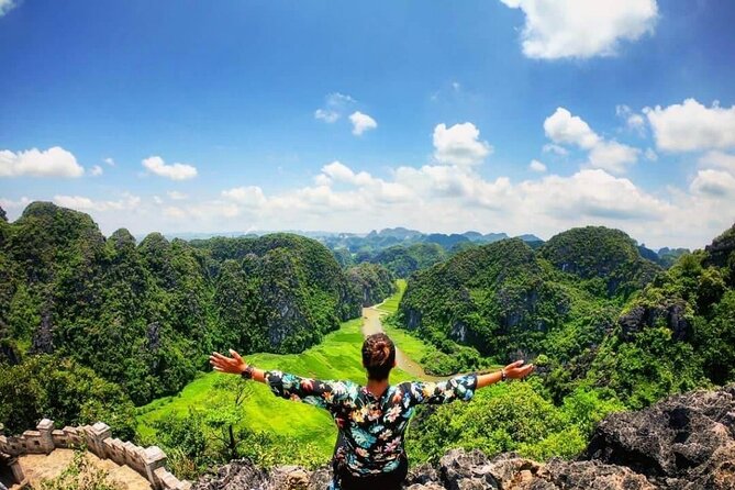 Ninh Binh 1 Day Tour UNESCO World Heritage: BAI DINH PAGODA - TRANG an -Mua CAVE - Mua Cave Adventure