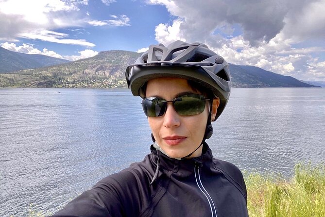 Okanagan Lake Views Guided E-Bike Tour With Picnic - Meeting Point and Directions
