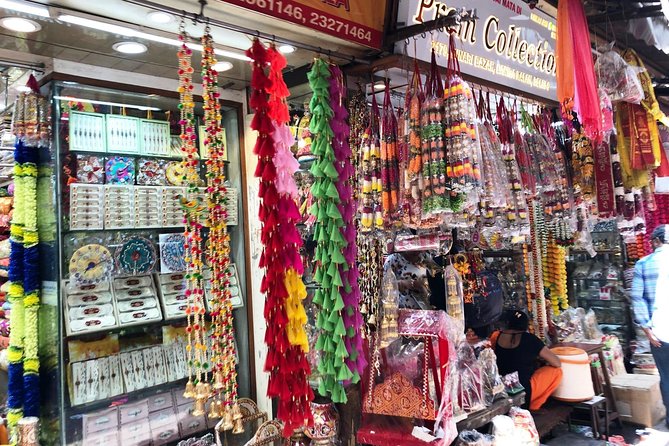 Old Delhi Heritage Walking Tour With Rickshaw Ride - Pickup and Meeting Points
