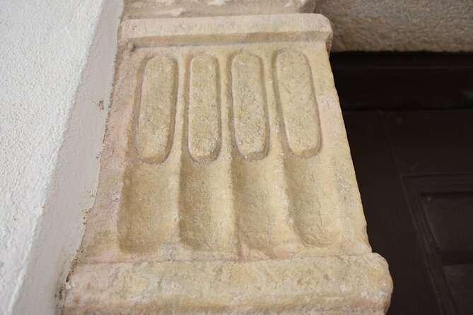 Old Town and 16th Century Mansion Tour in Naxos Terrace View - Customer Feedback Insights