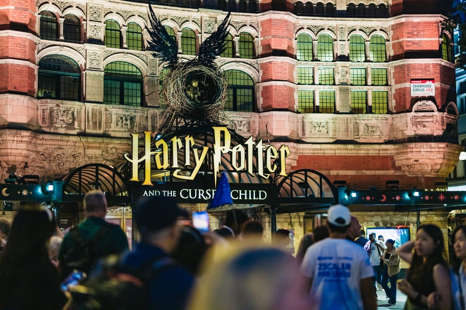 Original Harry Potter Walking Tour - Optional Thames Boat Trip