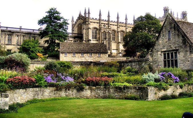 Oxford Private Guided Walking Tour - Accessibility