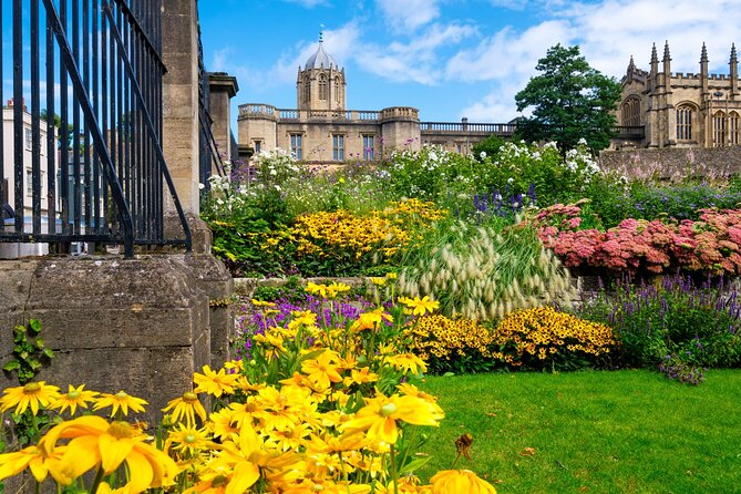 Oxford Walking Tour - Discover Its University and Traditions - Capturing Instagrammable Moments
