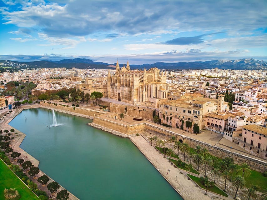 Palma De Mallorca in 1 Day: Walking Tour - Audioguide - Languages and Stories