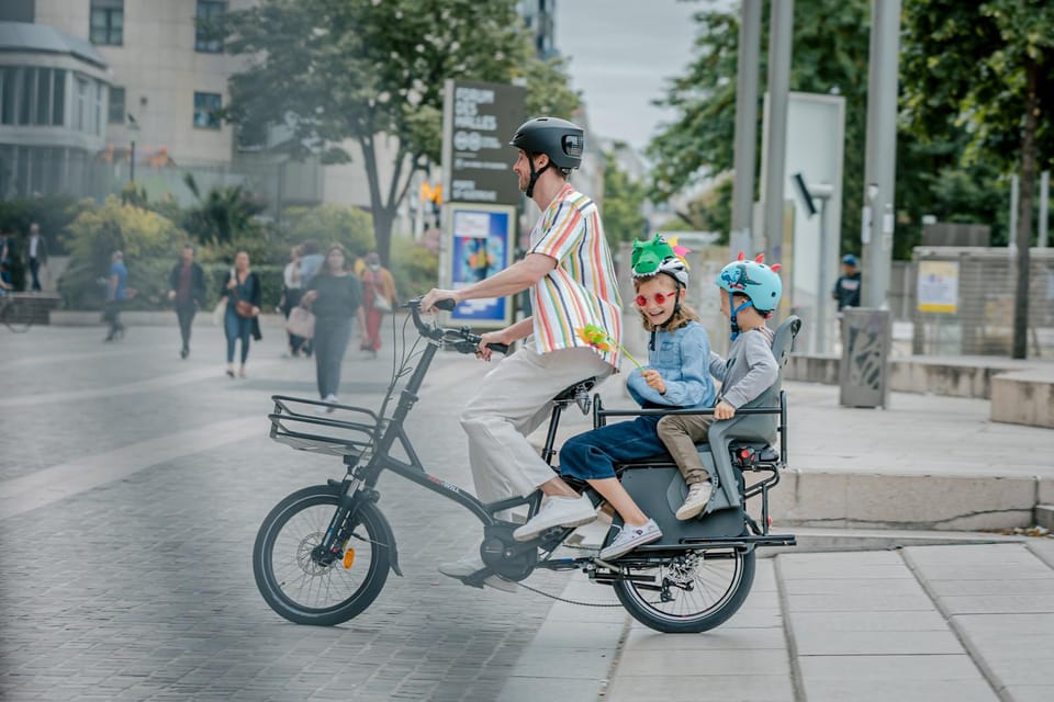 Paris: Family E-Bike Longtail Renting - Booking Information