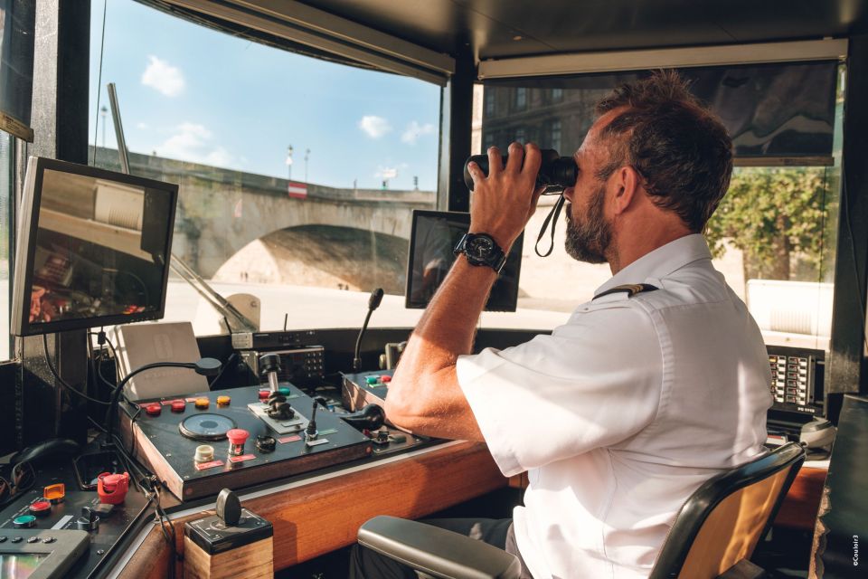 Paris: Family-Friendly River Seine Guided Cruise - Highlights of the Cruise