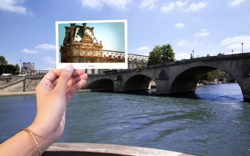 Paris: Illuminations River Cruise With Audio Commentary - Meeting Point and Information