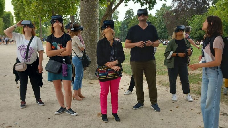 Paris : Immersive Eiffel Tower Tour With Virtual Reality - Restrictions and Requirements