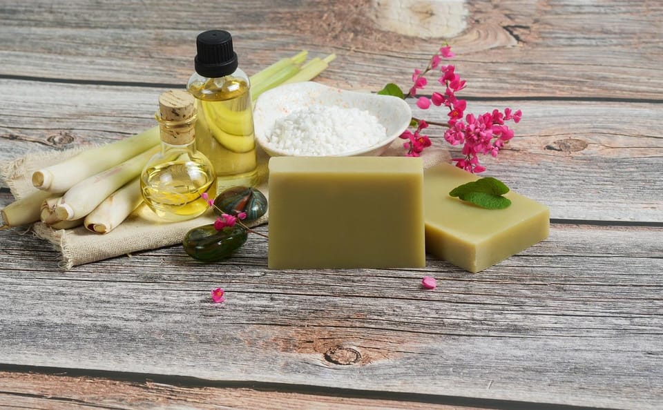 Paris: Soap Making Workshop (Cold Process Soap Making) - Essential Oil Blending