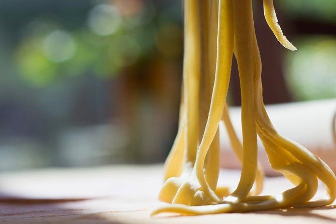 Pasta Making Class at a 12th Century Winery in the Tuscan Countryside - Participant Feedback and Ratings