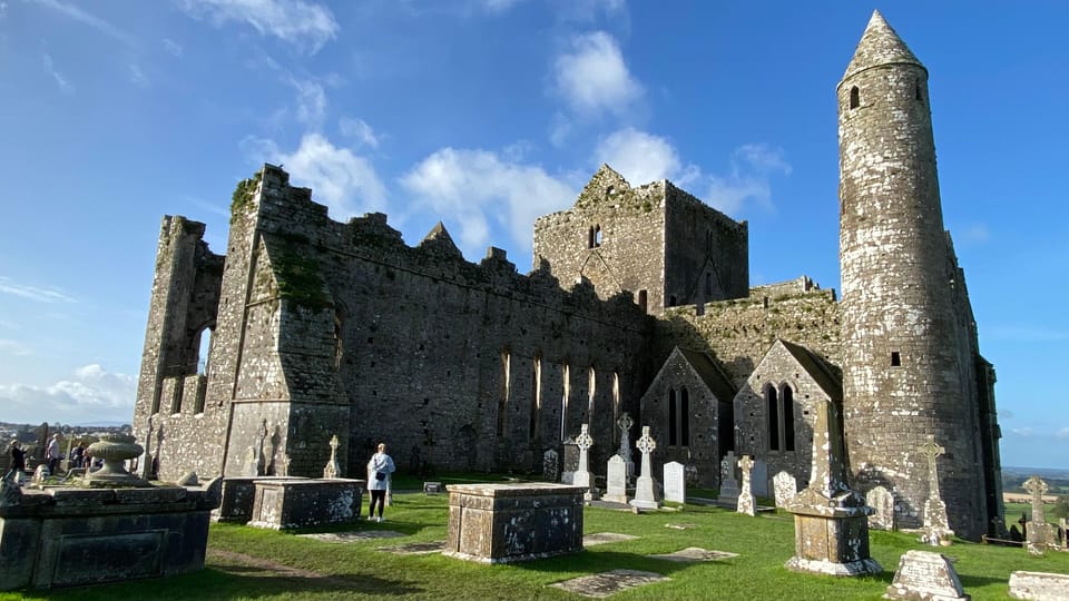 Personal Tour From Dublin: Rock of Cashel Cahir Castle &More - Cahir Castle