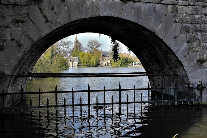 Photo Tour Philip the Good + Boat Trip - Canal Boat Trip