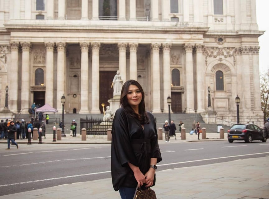 Photoshoot at Notting Hill,Covent Garden,St Paul Cathedral - Itinerary and Locations