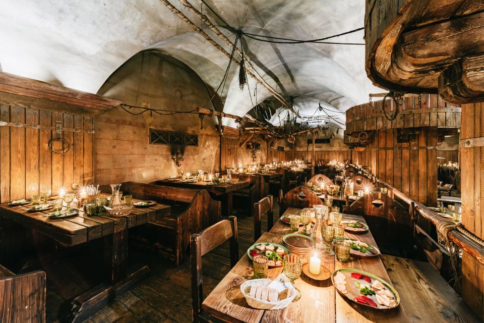 Prague: Medieval Dinner With Unlimited Drinks - Unlimited Drinks and Beverages