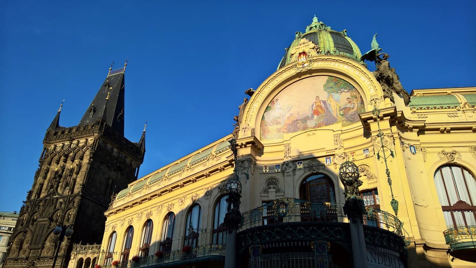 Prague: Old Town Guided Walking Tour and City Boat Ride - Meeting Point and Logistics