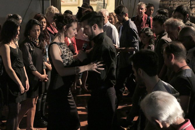 Premium Milonga Tango Experience in Buenos Aires - Enjoying Live Entertainment and Refreshments