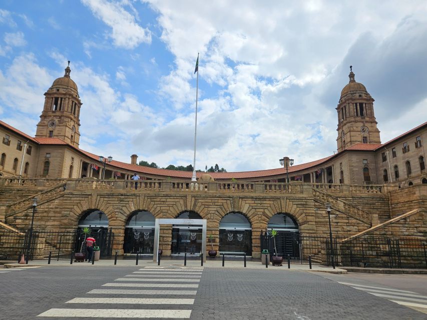 Pretoria Tour-Voortrekker Monument, Town, Union Buildings - Union Buildings and Gardens