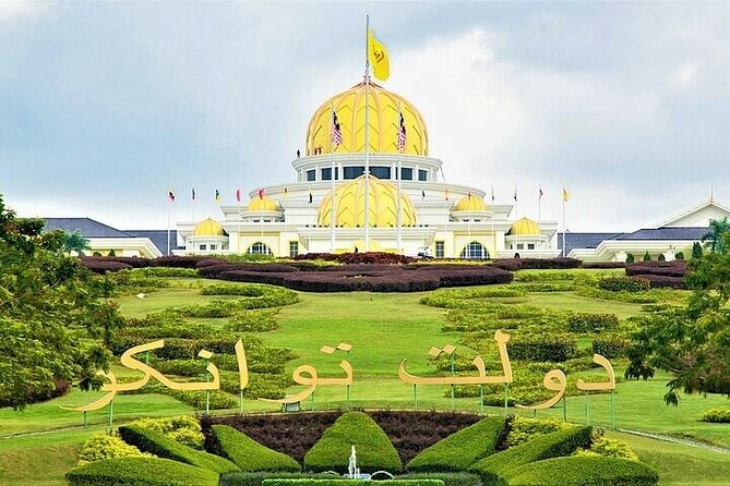 Private 2-Day Tour: Thailand, Malaysia & Indonesia (3 Countries) From Singapore - Dining Experience