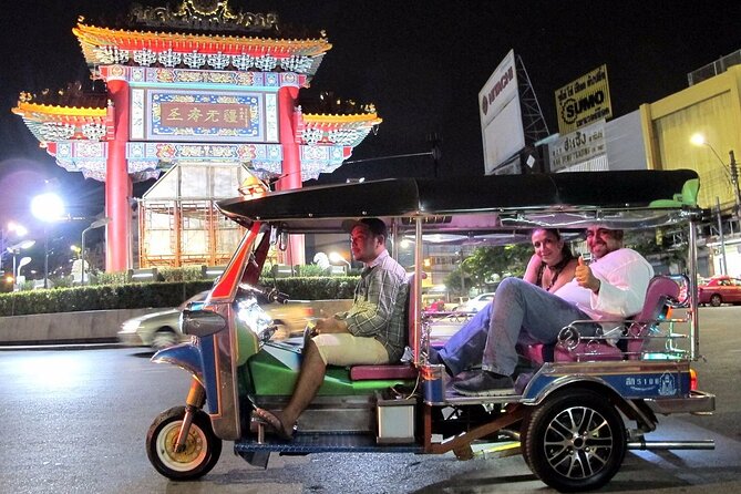Private Bangkok Night City Tour by Tuk-Tuk With Thai Food - Important Tour Information
