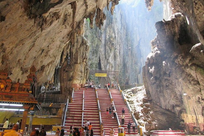 Private Batu Caves, National Mosque & Religious Tour With Bana Leaf Lunch - Travel Tips for Participants