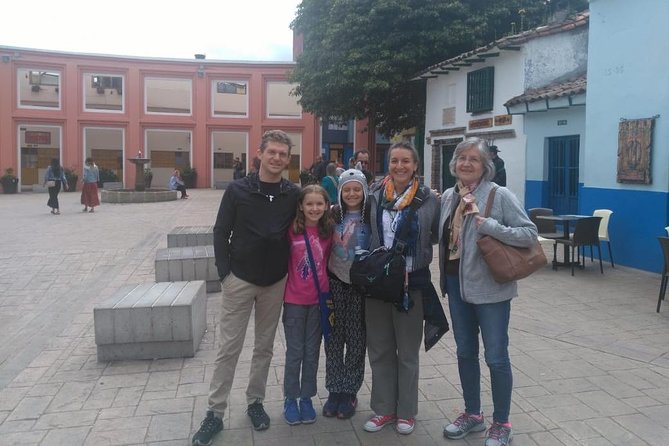Private Bogotas Downtown Tour + Monserrate Hill - Visiting the Museo Del Oro (Gold Museum)