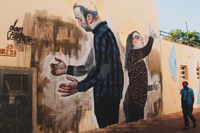 Private Budapest Street Art Tour With Local Expert - Meeting and Pickup Details