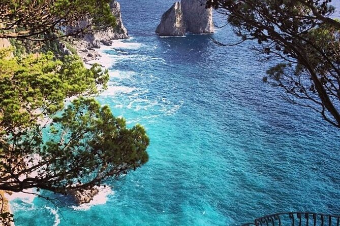 Private Capri, Anacapri and Blue Grotto Tour - Exploring Capri and Anacapri