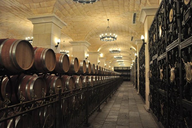 Private Changyu Chateau Wine Tasting Tour and Mutianyu Great Wall Visit - Wine Tasting Experience