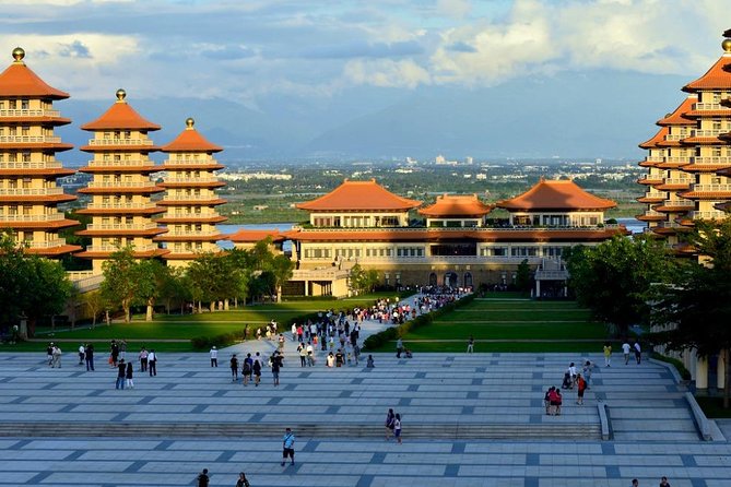 Private Classic Kaohsiung Day Tour - Reviews and Feedback