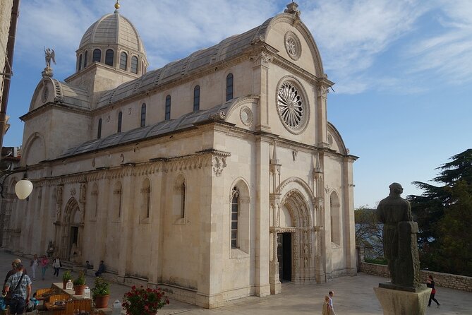 Private Day Tour to Krka, Primosten & Trogir With Mercedes Benz Vehicle - Discovering Primosten