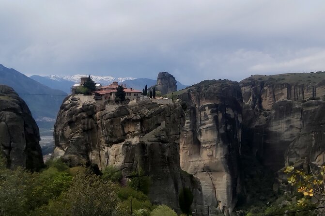 Private Day Trip From Thessaloniki to Meteora - Scenic Route and Stops