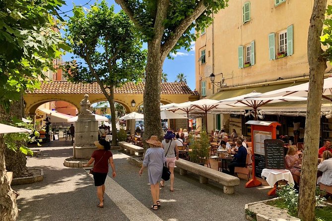 Private Full-Day Tour 3 Countries in 1 Day: Italian Markets, Menton and Monaco - Lunch Break and Local Specialties