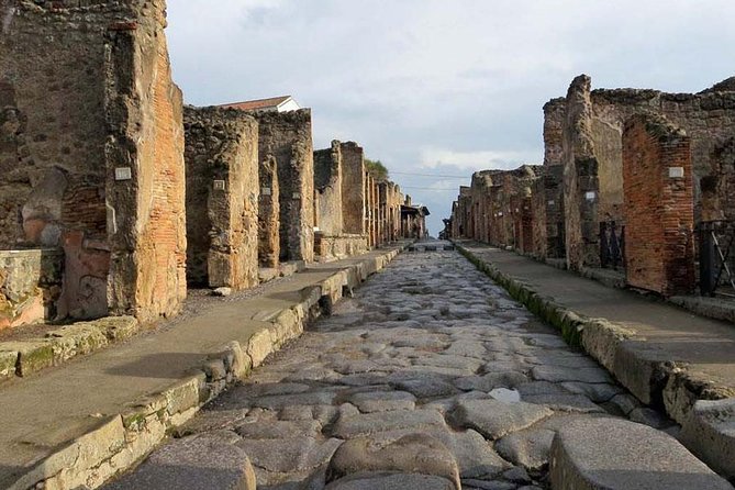 Private Guided Tour of Pompeii. Sunset Tour - Booking Information