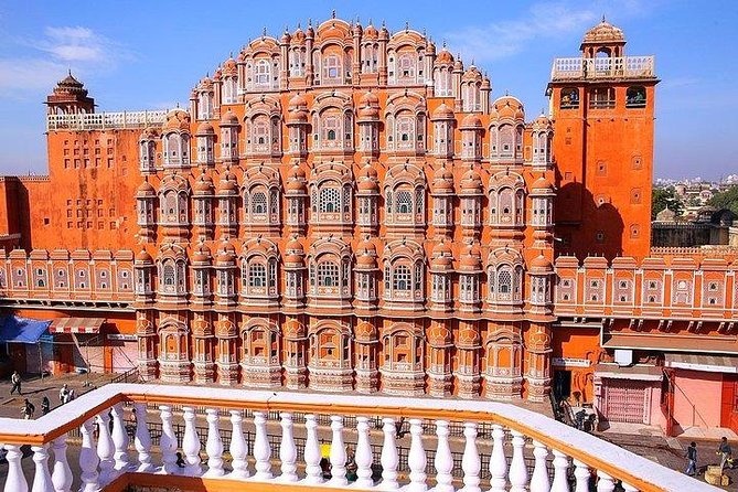 Private Jaipur Tour With Amber Fort From Delhi By Luxury Car - Vehicle Options
