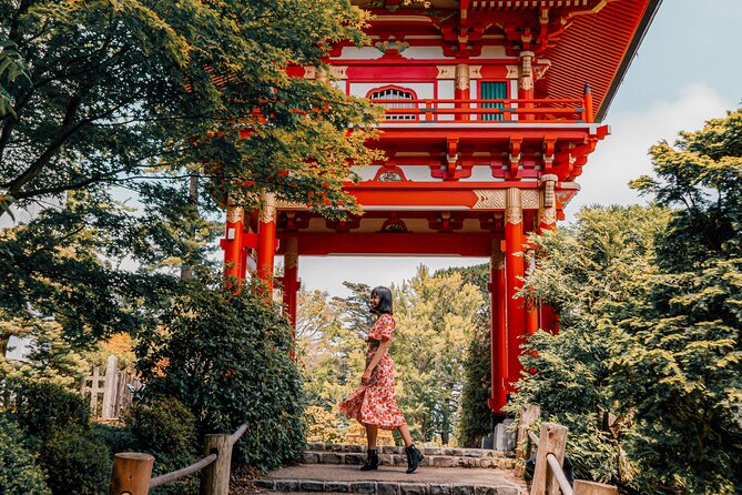 Private Professional Vacation Photoshoot in San Francisco - Accessibility Features Available