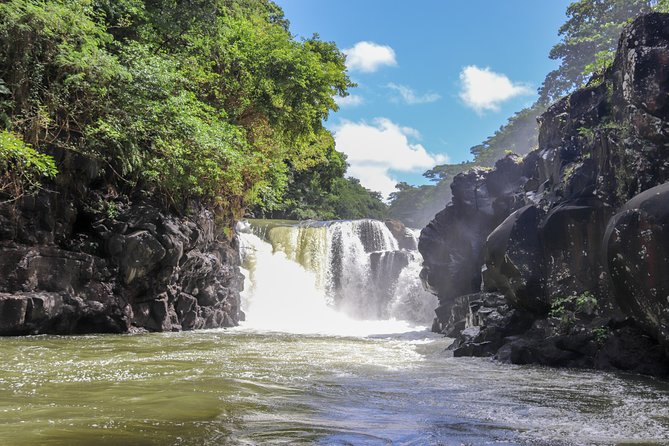 Private Speed Boat to Ile Aux Cerfs - Inclusions and Pricing