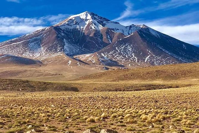 Private Tour: 2 Days Uyuni Salt Flats & Volcano Tunupa From Uyuni - Exploring Uyuni Salt Flats