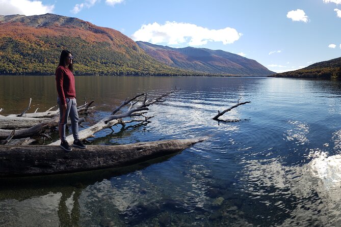 Private Tour to Garibaldi Pass, Escondido and Fagnano Lakes - Visiting Fagnano Lake
