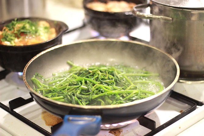 Private Vietnamese Cooking Class in Hanoi With a Local - Whats Included in the Experience